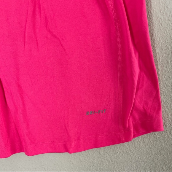 Nike running dry fit pink top size small - Picture 9 of 9